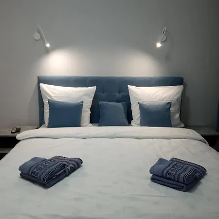 Apartament Апартаменти Ужгород *